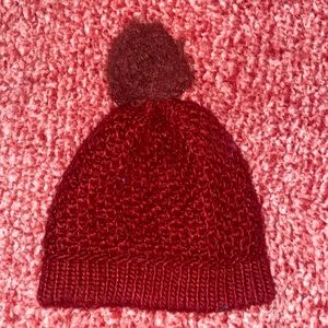 Medium sized hat sparkly red